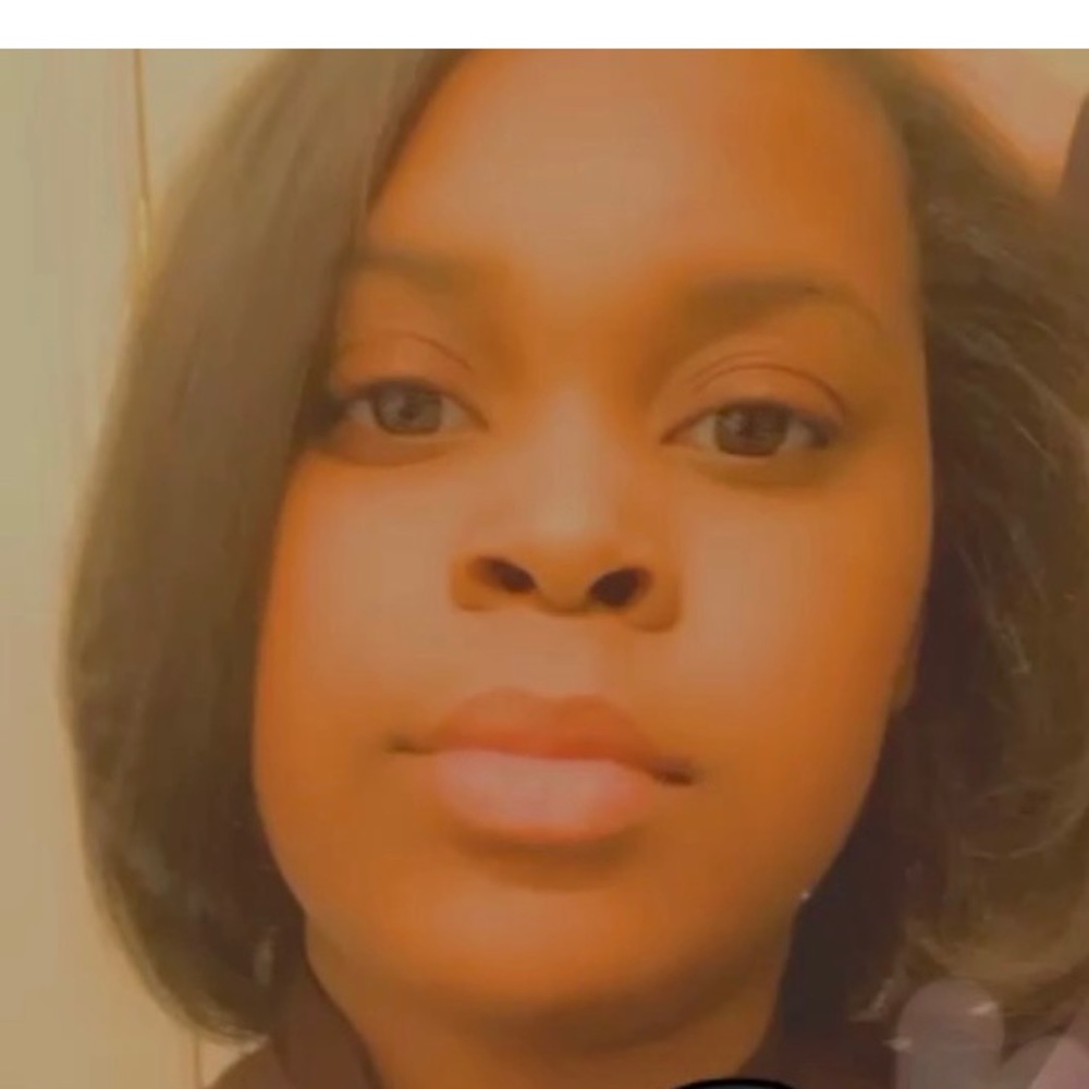Meet your Posher, Ta’mia